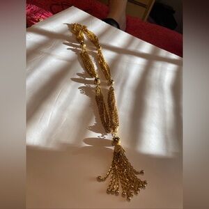 Vintage 1970’s gold tone tassel necklace 17” long